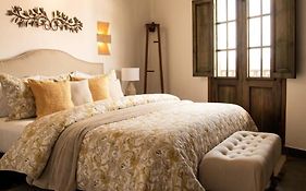 Santa Lucía Casa Hotel